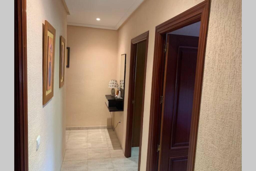 Apartamento 3 Dormitorios En La Playa De Almeria. Roquetas de Mar Exterior foto