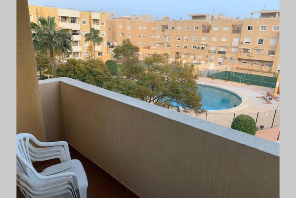 Apartamento 3 Dormitorios En La Playa De Almeria. Roquetas de Mar Exterior foto